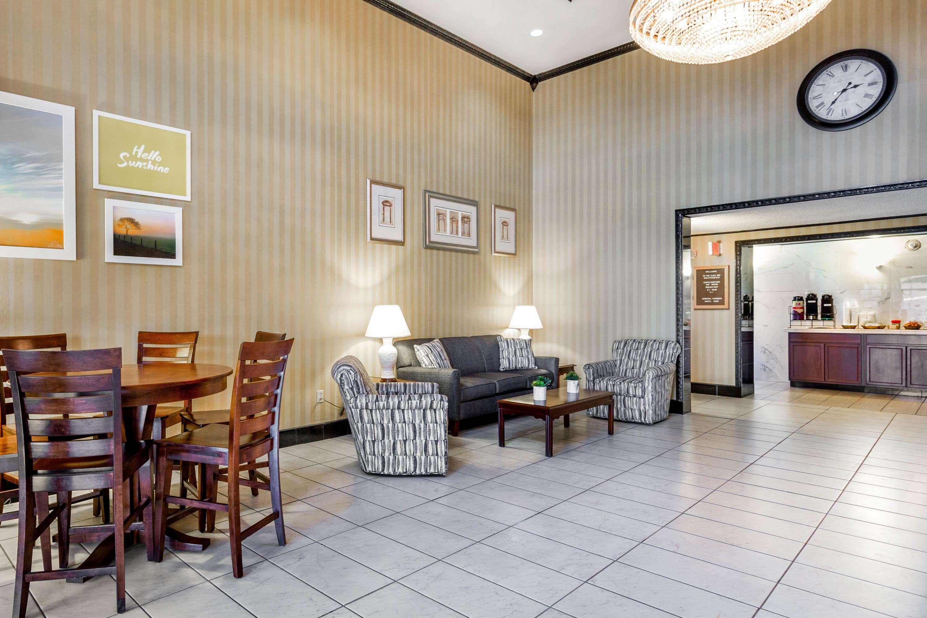 Days Inn By Wyndham Westminster Exterior photo